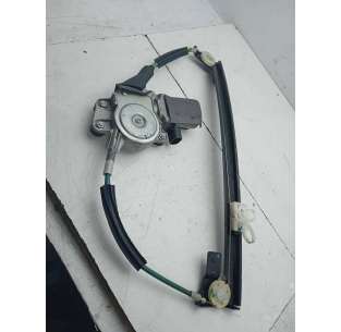 ELEVALUNAS DELANTERO...