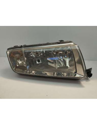FARO DERECHO SKODA FABIA COMBI (6Y5)...