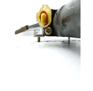 ELEVALUNAS DELANTERO... 2