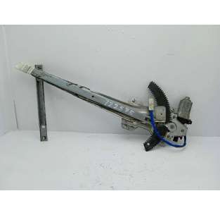 ELEVALUNAS DELANTERO...