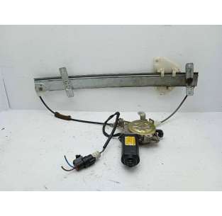 ELEVALUNAS DELANTERO...