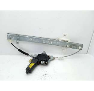 ELEVALUNAS TRASERO DERECHO...