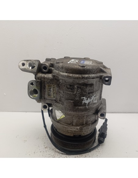 Recambio de compresor aire acondicionado para kia carens 1.8 cat referencia OEM IAM 1315009600  