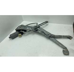 ELEVALUNAS DELANTERO...