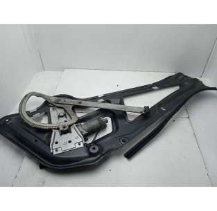 ELEVALUNAS DELANTERO...