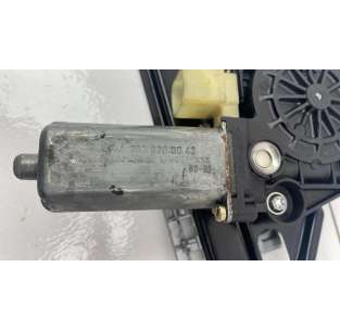 ELEVALUNAS TRASERO DERECHO... 2