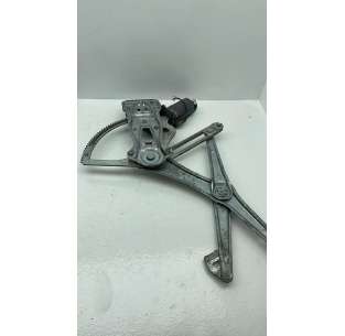 ELEVALUNAS DELANTERO...