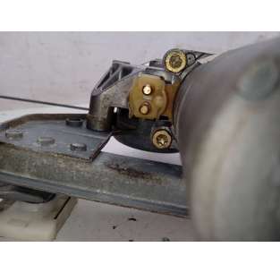 ELEVALUNAS TRASERO DERECHO... 2