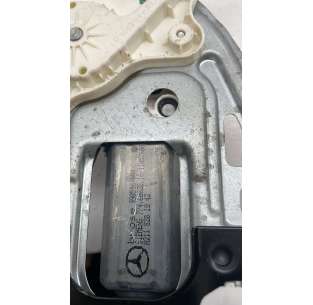 ELEVALUNAS DELANTERO... 2