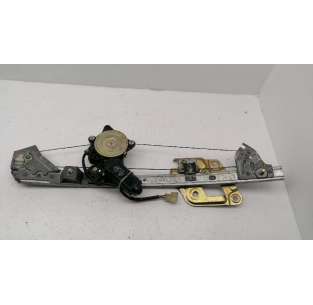 ELEVALUNAS DELANTERO...