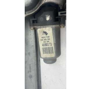 ELEVALUNAS DELANTERO...