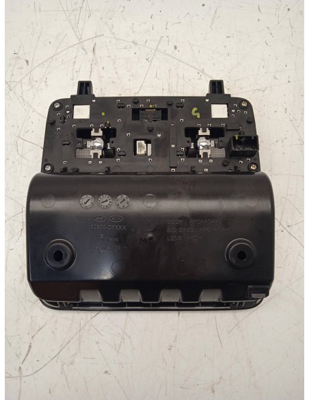 Recambio de luz interior para hyundai i20 tecno le referencia OEM IAM 92800C7XXX  