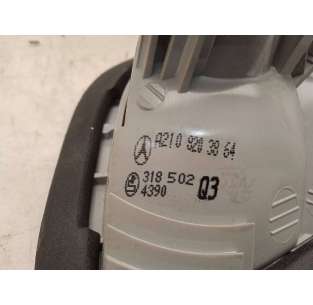 PILOTO TRASERO DERECHO... 2