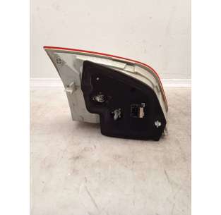 PILOTO TRASERO DERECHO... 2