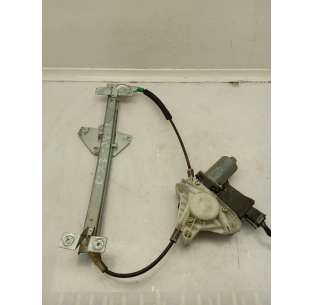 ELEVALUNAS TRASERO...