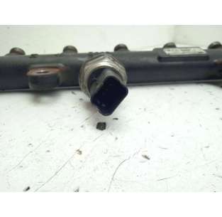 RAMPA INYECTORA VOLVO S40... 2