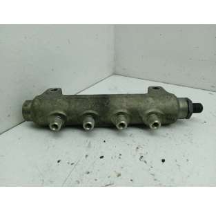 RAMPA INYECTORA AUDI A8... 2