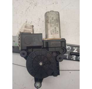 ELEVALUNAS DELANTERO... 2