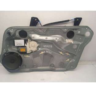 ELEVALUNAS DELANTERO...