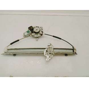 ELEVALUNAS DELANTERO...