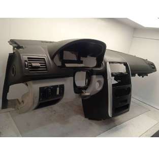 SALPICADERO MERCEDES-BENZ... 2