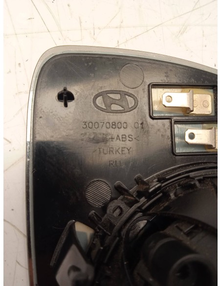 Recambio de cristal retrovisor derecho para hyundai i20 tecno le referencia OEM IAM 30070800  