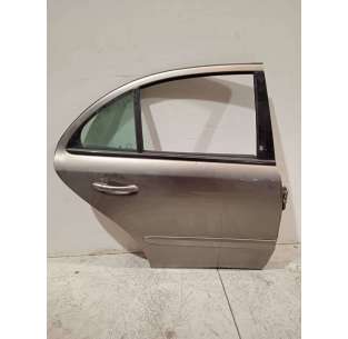 PUERTA TRASERA DERECHA...