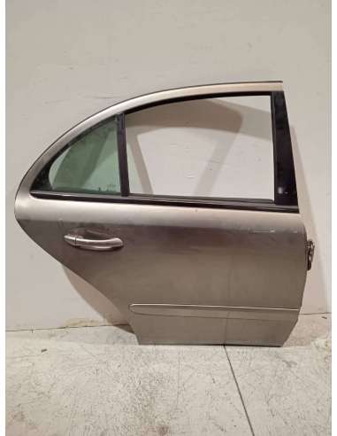 PUERTA TRASERA DERECHA MERCEDES-BENZ...