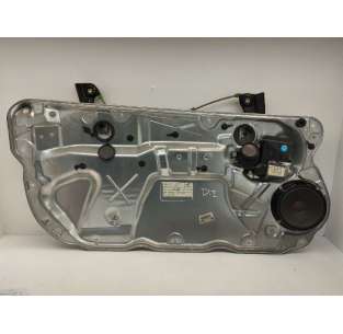 ELEVALUNAS DELANTERO...