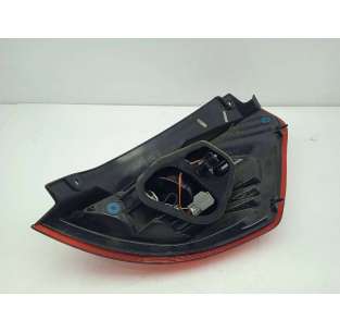 PILOTO TRASERO IZQUIERDO... 2