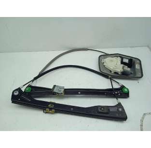 ELEVALUNAS DELANTERO...