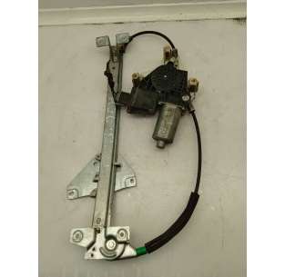 ELEVALUNAS TRASERO DERECHO...