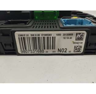 CAJA RELES / FUSIBLES... 2