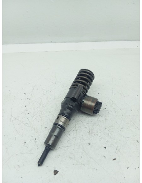 Recambio de inyector para audi a6 berlina (4f2) 2.0 tdi referencia OEM IAM 03G130073G  