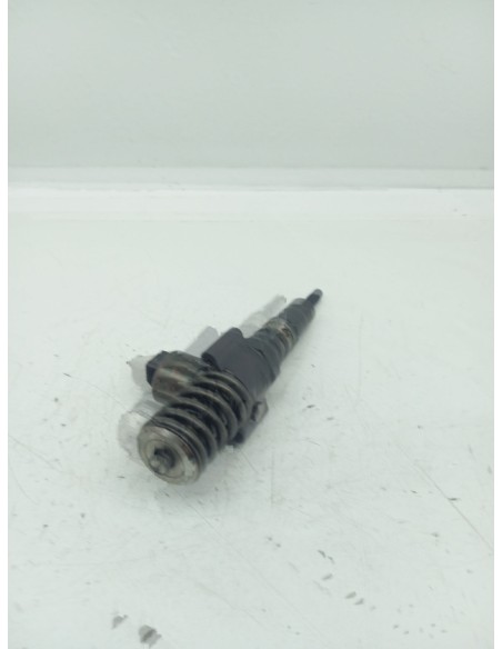 Recambio de inyector para audi a6 berlina (4f2) 2.0 tdi referencia OEM IAM 03G130073G  