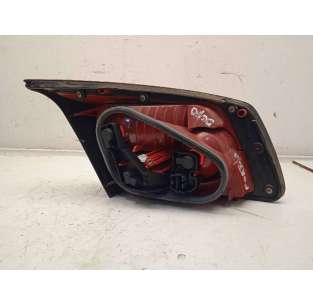 PILOTO TRASERO DERECHO... 2