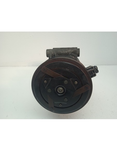 Recambio de compresor aire acondicionado para renault scenic ii grand dynamique referencia OEM IAM 8200678499  