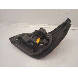 PILOTO TRASERO IZQUIERDO... 2