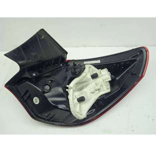 PILOTO TRASERO IZQUIERDO... 2