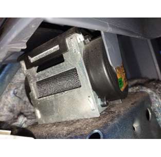 CINTURON SEGURIDAD TRASERO...