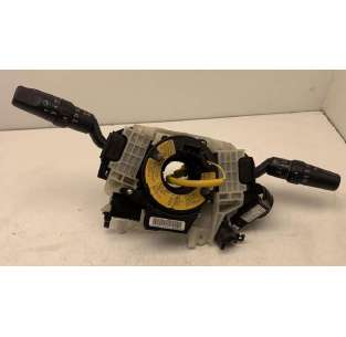 MANDO LUCES MAZDA 3 BERLINA...