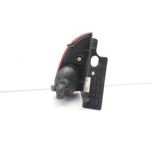 PILOTO TRASERO DERECHO... 2