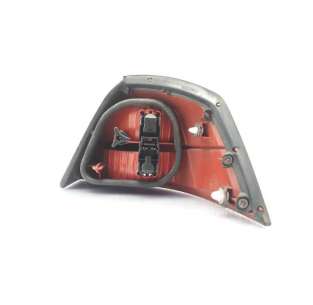 PILOTO TRASERO IZQUIERDO... 2