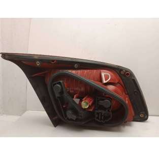 PILOTO TRASERO DERECHO... 2