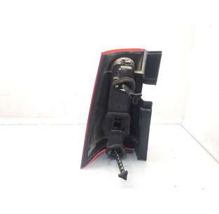 PILOTO TRASERO DERECHO... 2