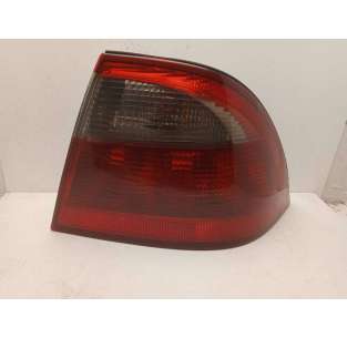 PILOTO TRASERO DERECHO SAAB...