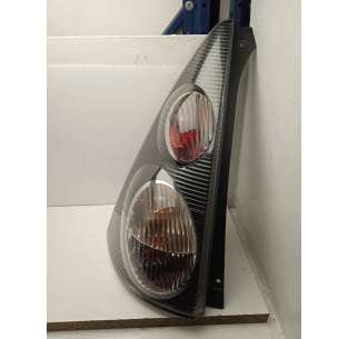 PILOTO TRASERO IZQUIERDO...