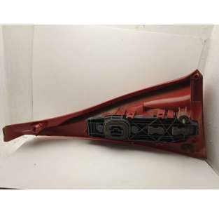 PILOTO TRASERO DERECHO... 2