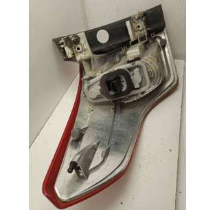 PILOTO TRASERO DERECHO... 2