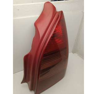 PILOTO TRASERO DERECHO...